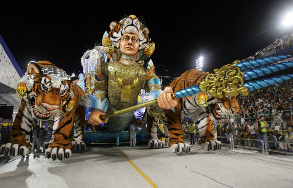 Carros Aleg Ricos Conhe A A Mec Nica Por Tr S Do Desfile