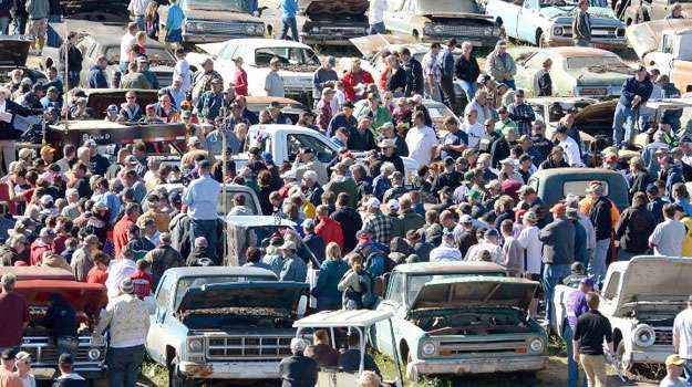 Carro de corrida mais antigo do mundo com 127 anos funcionando vai a leilão  nos EUA