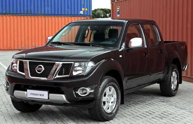 Nissan lança série especial Frontier Platinum por R$ 120,8 mil