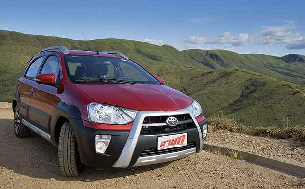 Toyota Etios Cross apresenta bom desempenho, mas peca nos detalhes