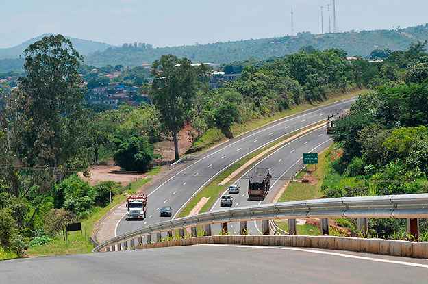 Metade das rodovias brasileiras não tem barreiras de proteção