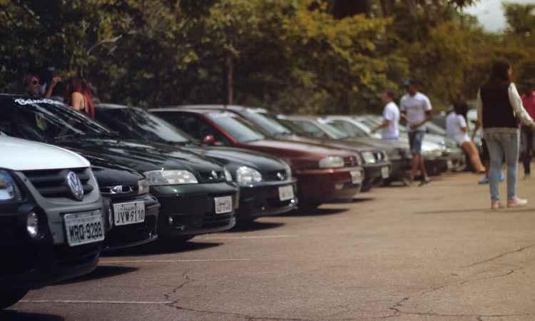 Merry Christmas Meeting: clubes de carros promovem encontro solidário em BH