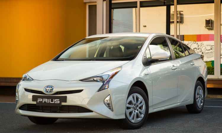 Novo Toyota Prius chega por R$ 119.950 para popularizar carros híbridos