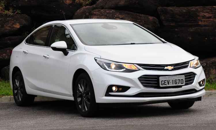 Chevrolet Cruze fica mais moderno e econômico; testamos a versão 1.4 turbo LTZ!