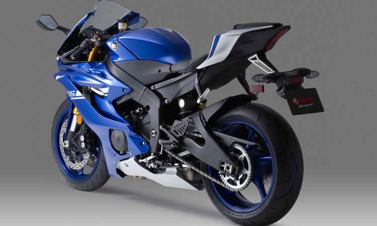 Apresentada nos EUA, nova Yamaha YZF-R6 segue a trilha da R-1