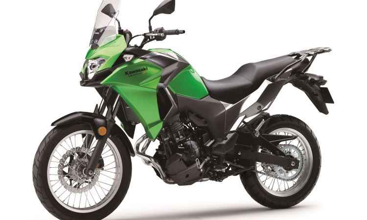 Kawasaki Versys-X 300 herda conjunto mecânico da Z-300 e da Ninja 300 e chega em 2017