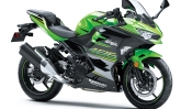 Kawasaki Ninja 400 chega para substituir a 300 com desempenho melhor e mais leve