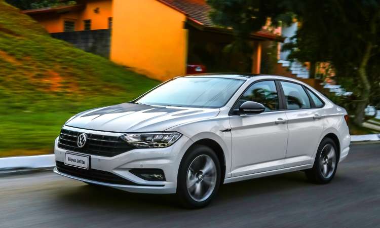 Volkswagen Jetta R-line branco