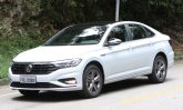 Por R$ 120 mil, bem que o novo Jetta R-Line 250 TSI poderia oferecer mais