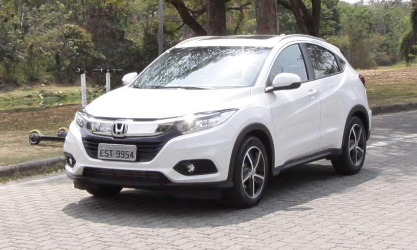 Honda HR-V 1.5 Touring mostra que cobra caro pelo o que oferece