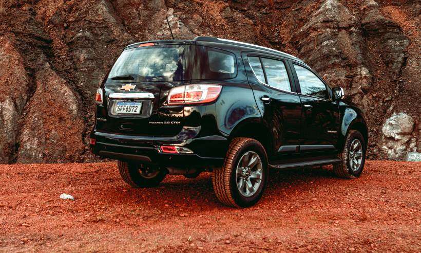 Chevrolet Trailblazer é SUV de sete lugares usado parrudo e 4×4