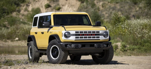 Bronco Heritage cor amarela 