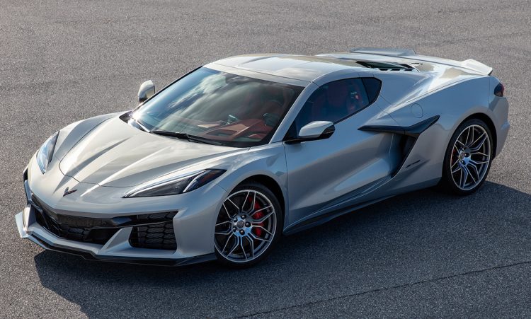 Corvette se tornará marca de carros elétricos em 2025