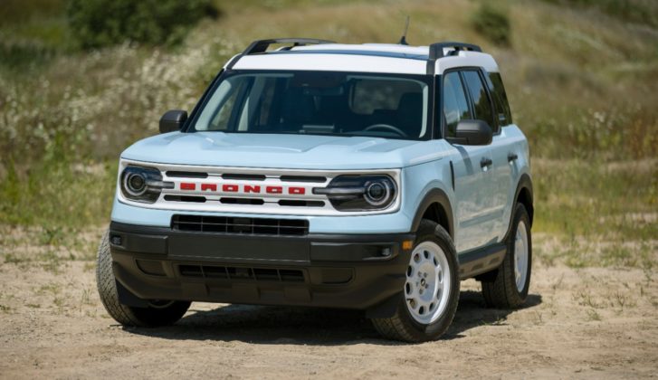 Ford Bronco Heritage cor azul bebê