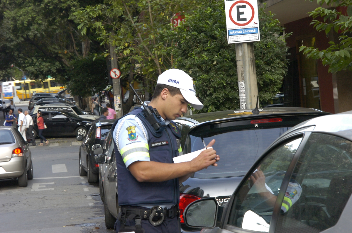 Multa de trânsito poderá ser parcelada em breve