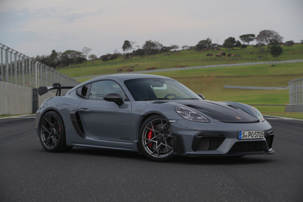 Porsche 718 Cayman: superesportivo GT4 RS é anunciado