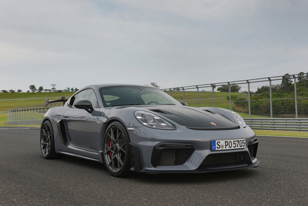 Porsche 718 Cayman GT4 RS