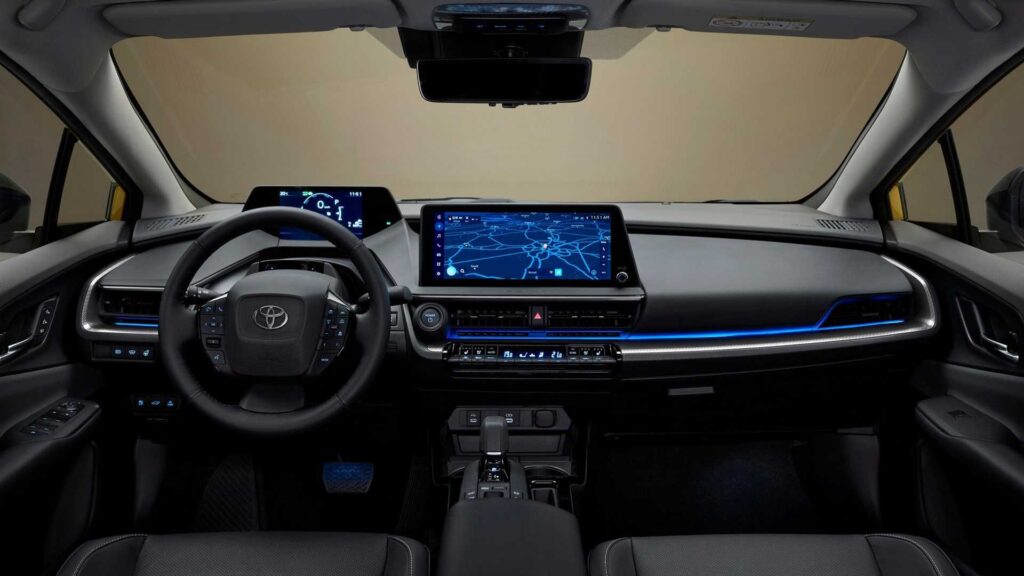 Interior do Prius 2023