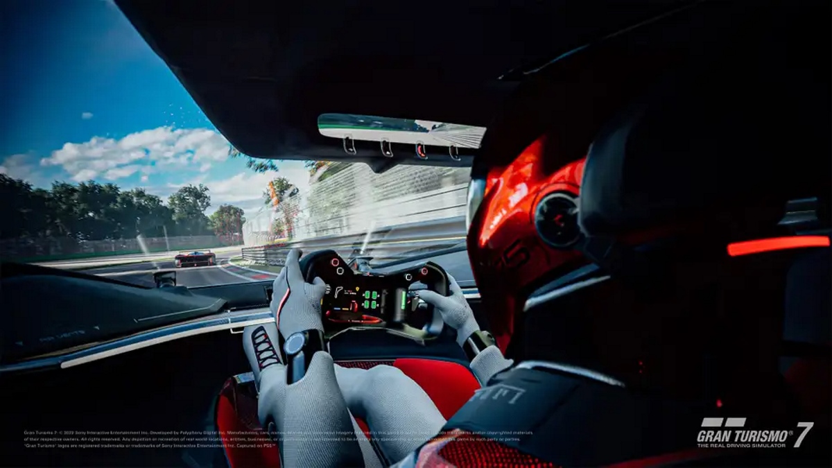 Imagem digital do jogo Gran Turismo 7, a qual mostra um jogador virtual pilotando o Ferrari Vision GT.