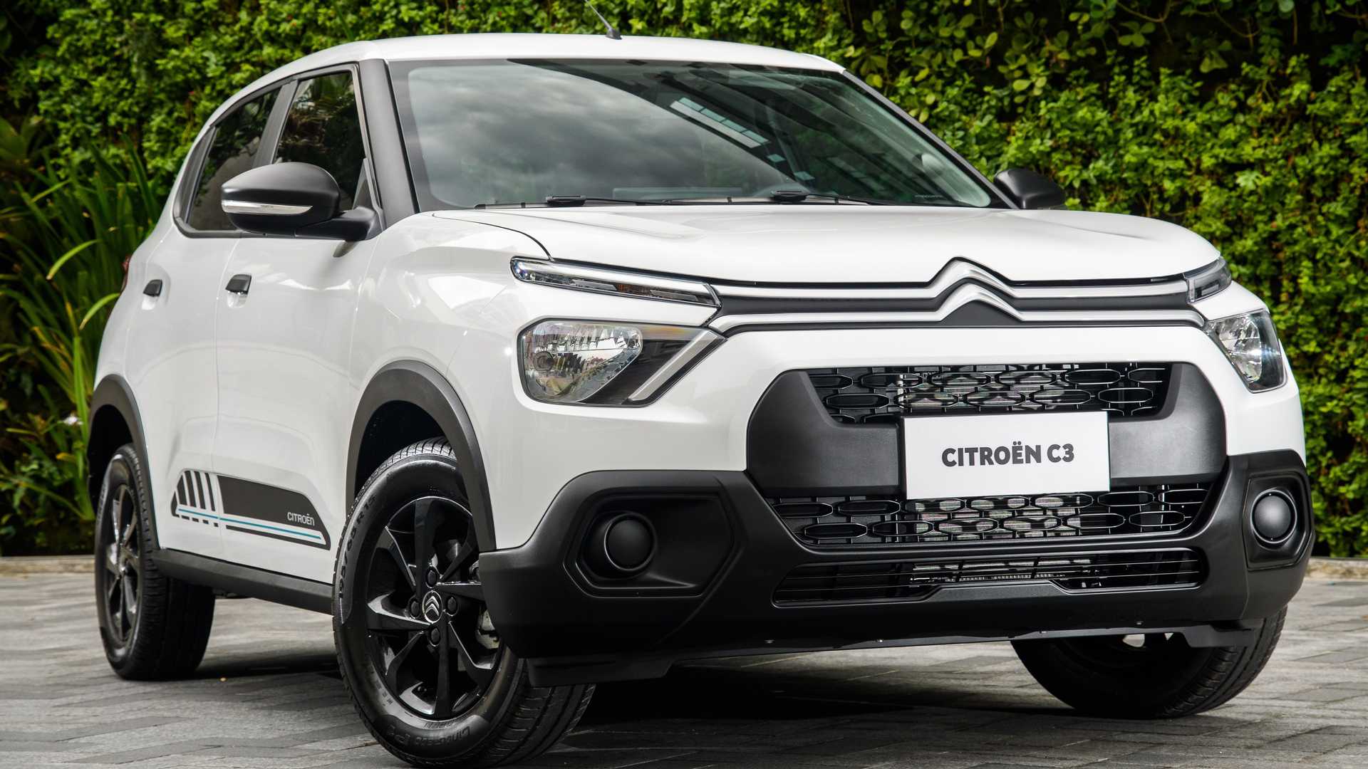 Citroën C3 com acessórios Mopar