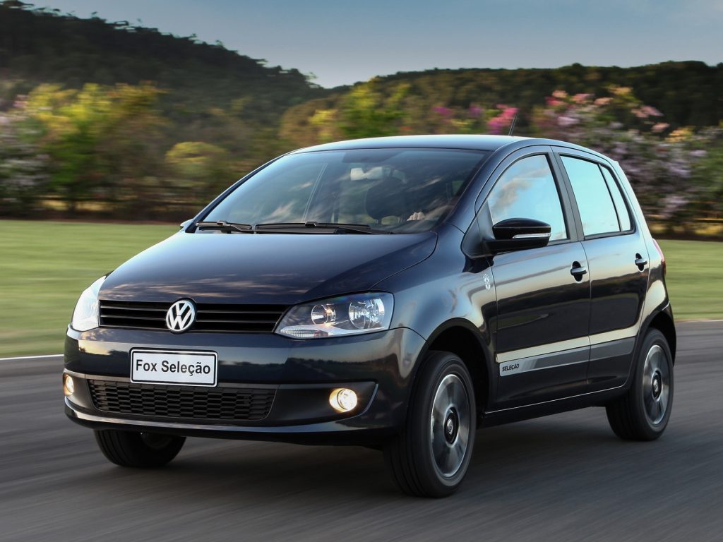 Volkswagen Fox 2014 Seleção azul de frente