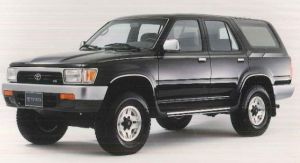 Toyota SW4 modelo 1992 preto de frente