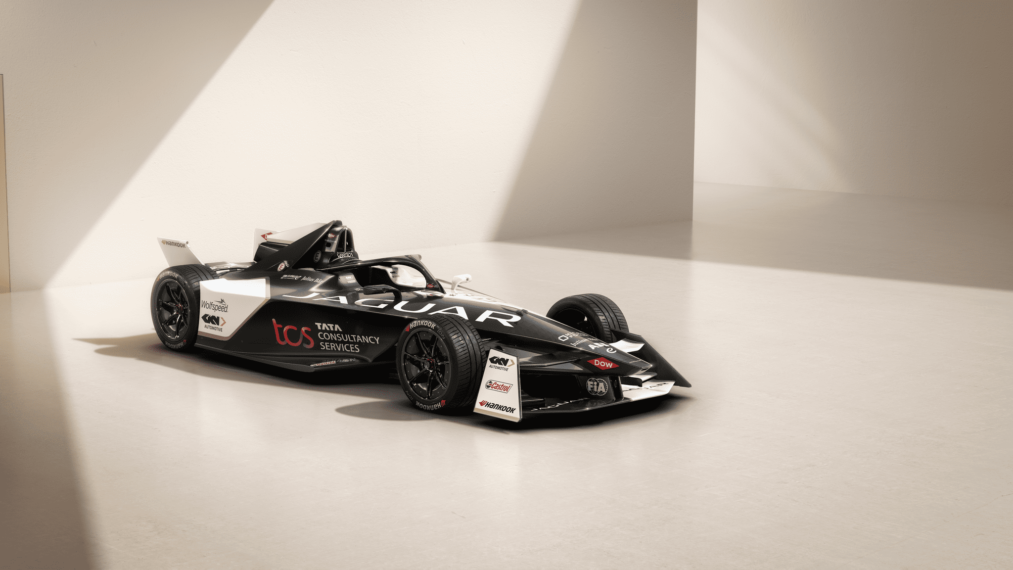 Carro de corrida Jaguar I-TYPE 6