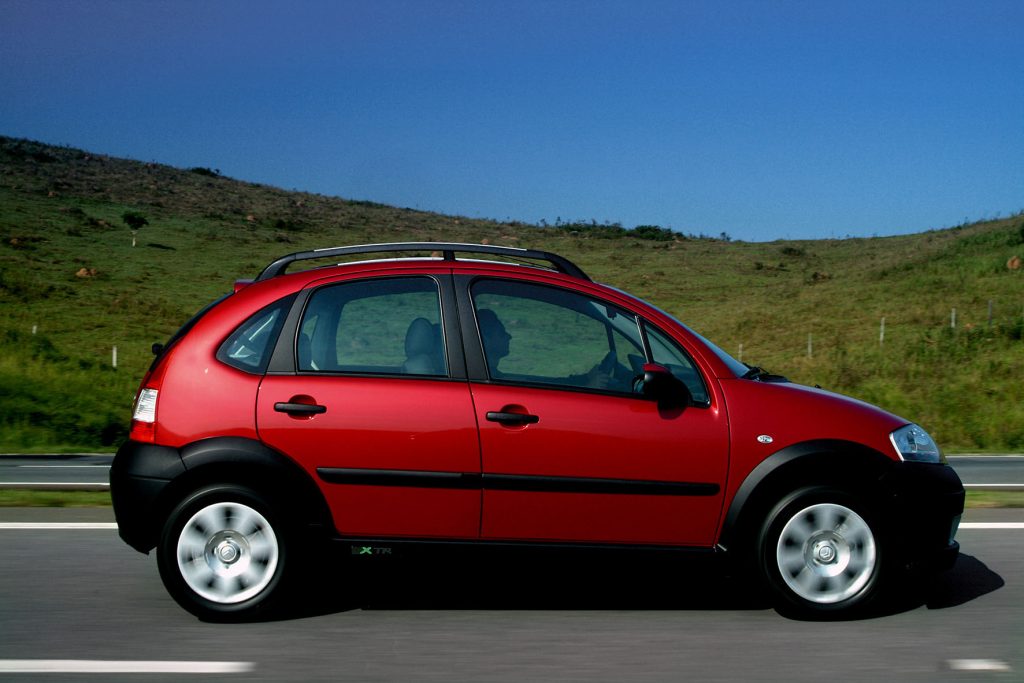 Citroën C3 XTR; para matéria de carros fantasiados no Carnaval.