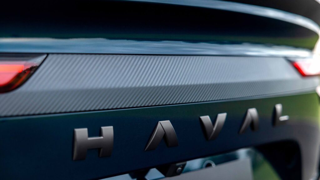 Novo logotipo da Haval que será estreado na versão GT exclusiva do Brasil. 