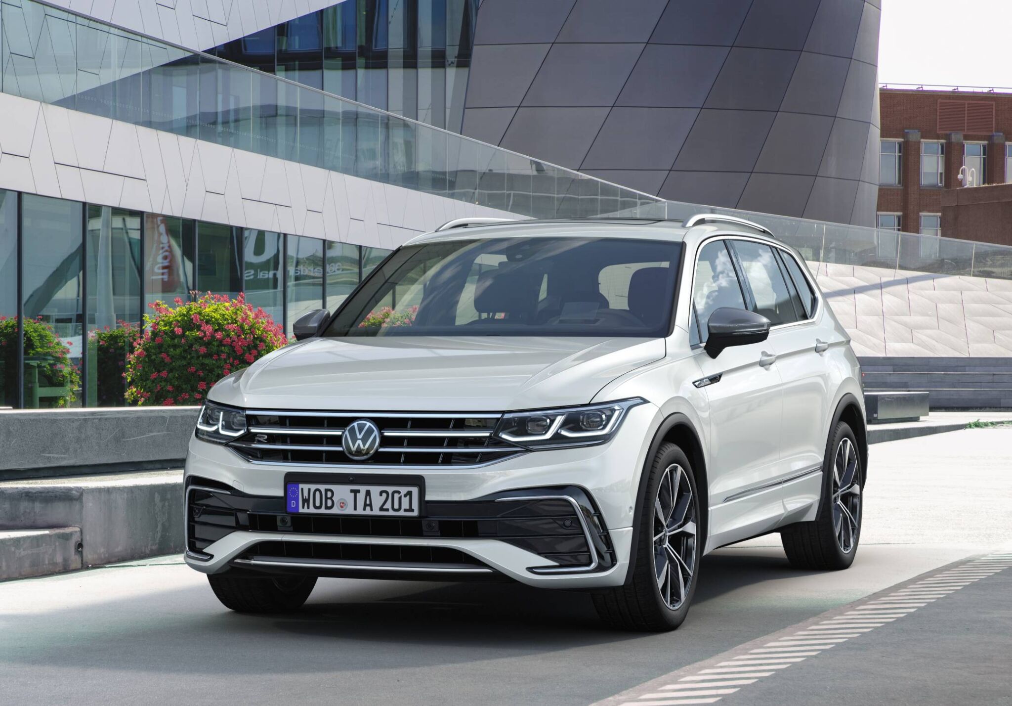 Fora de linha no Brasil, Volkswagen Tiguan Allspace ganha novo visual