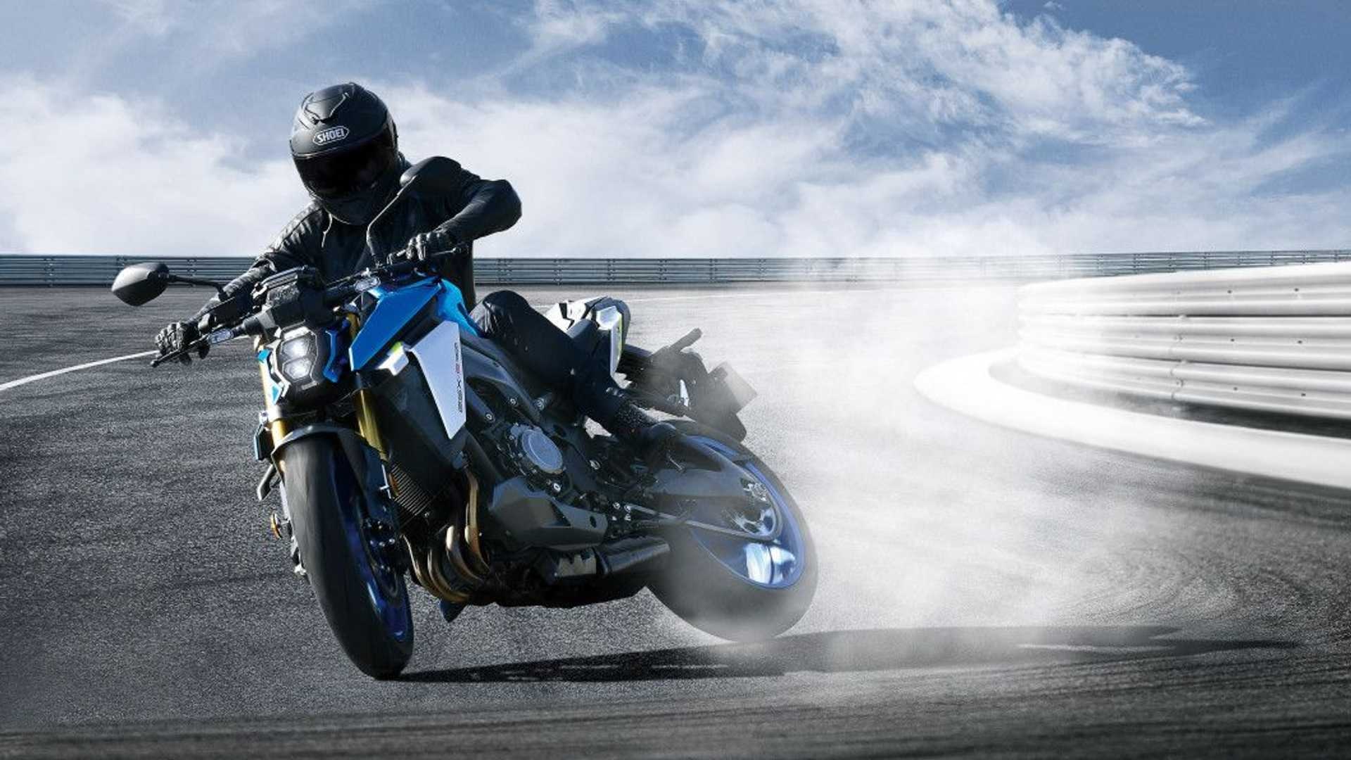 Suzuki GSX-S 1000 ganha atualizações técnicas e visuais