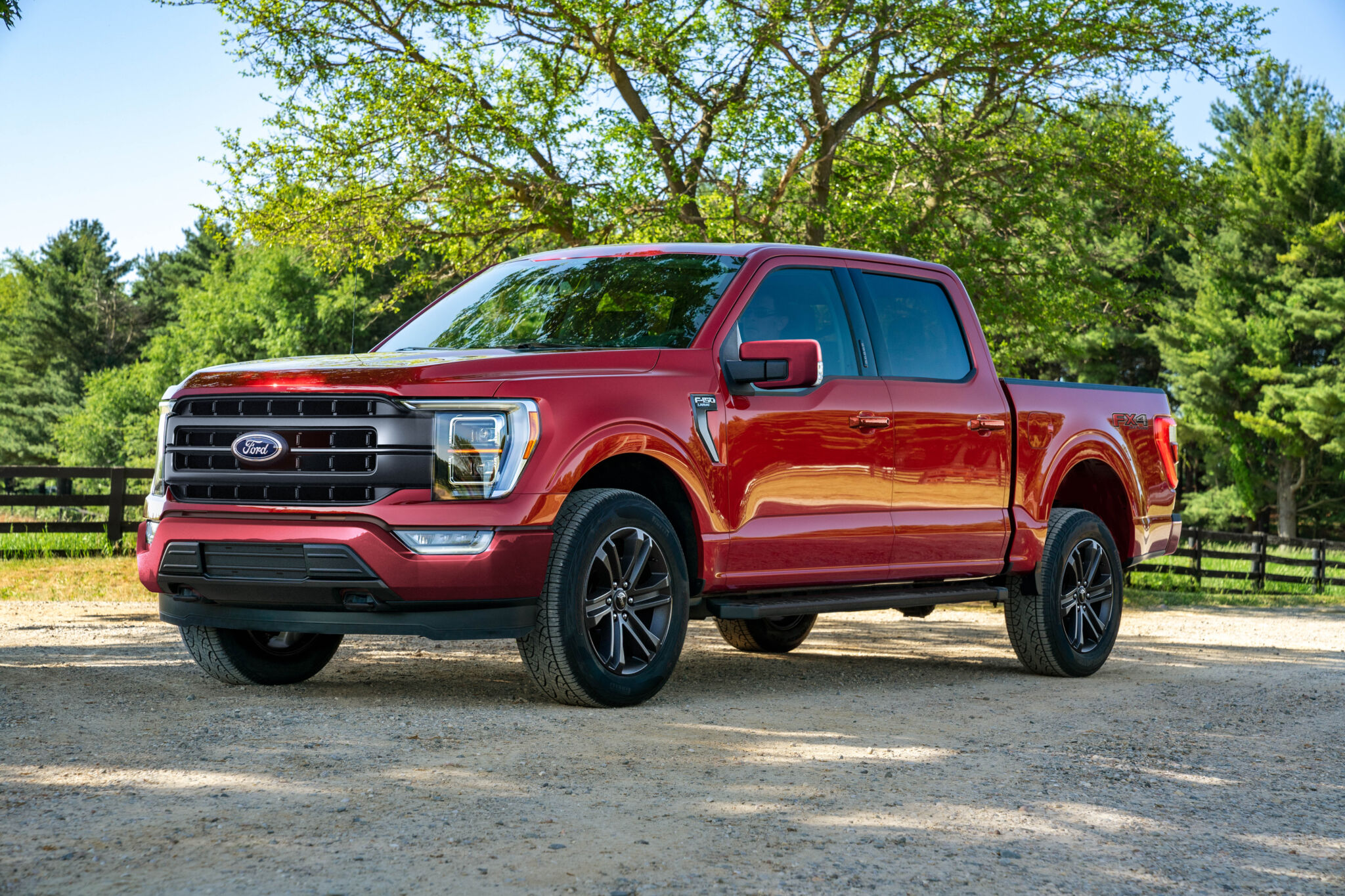 Ford F-150 Lariat de frente