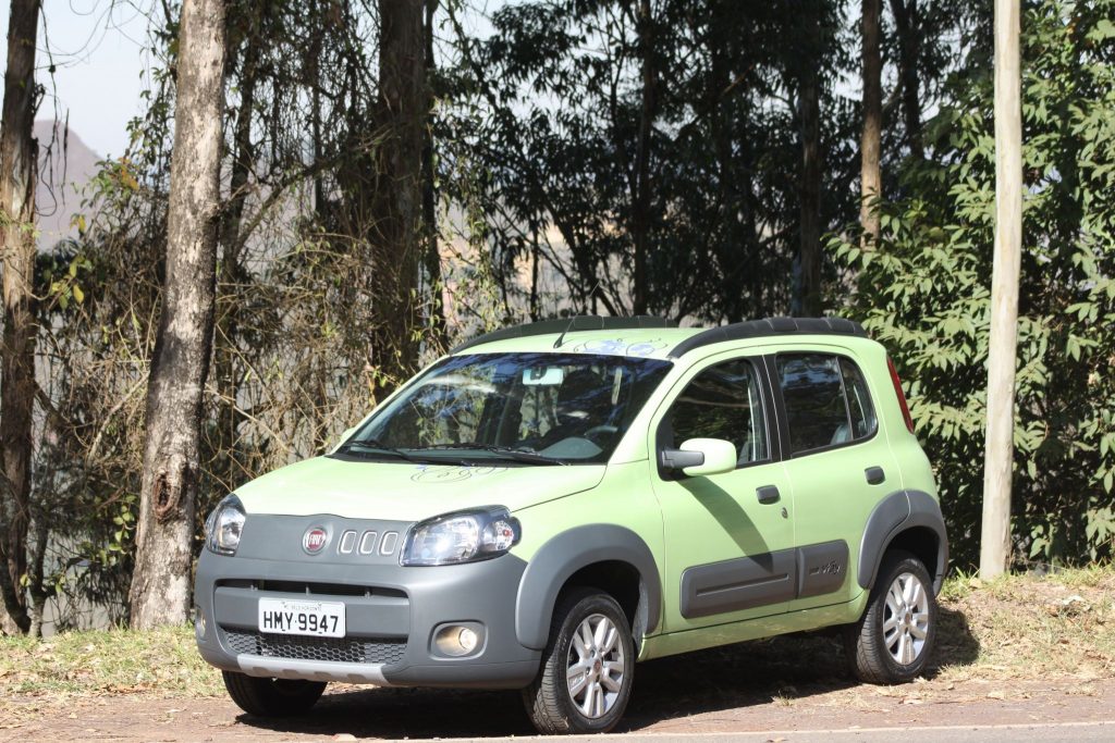 Uno Way 2012: 10 fatos sobre o compacto aventureiro da Fiat