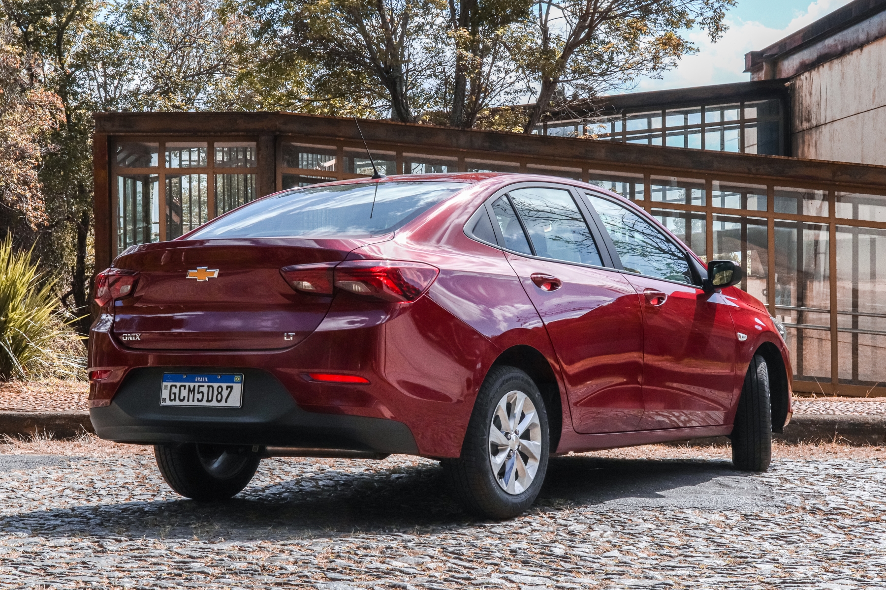 Teste: Chevrolet Onix 2019 é boa opção entre compactos, mas