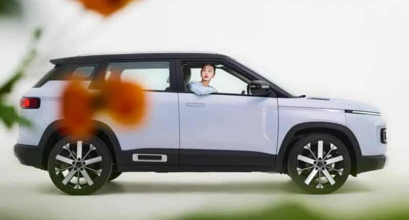 Geely Icon Protagonist é projetado como Carro de mulher 