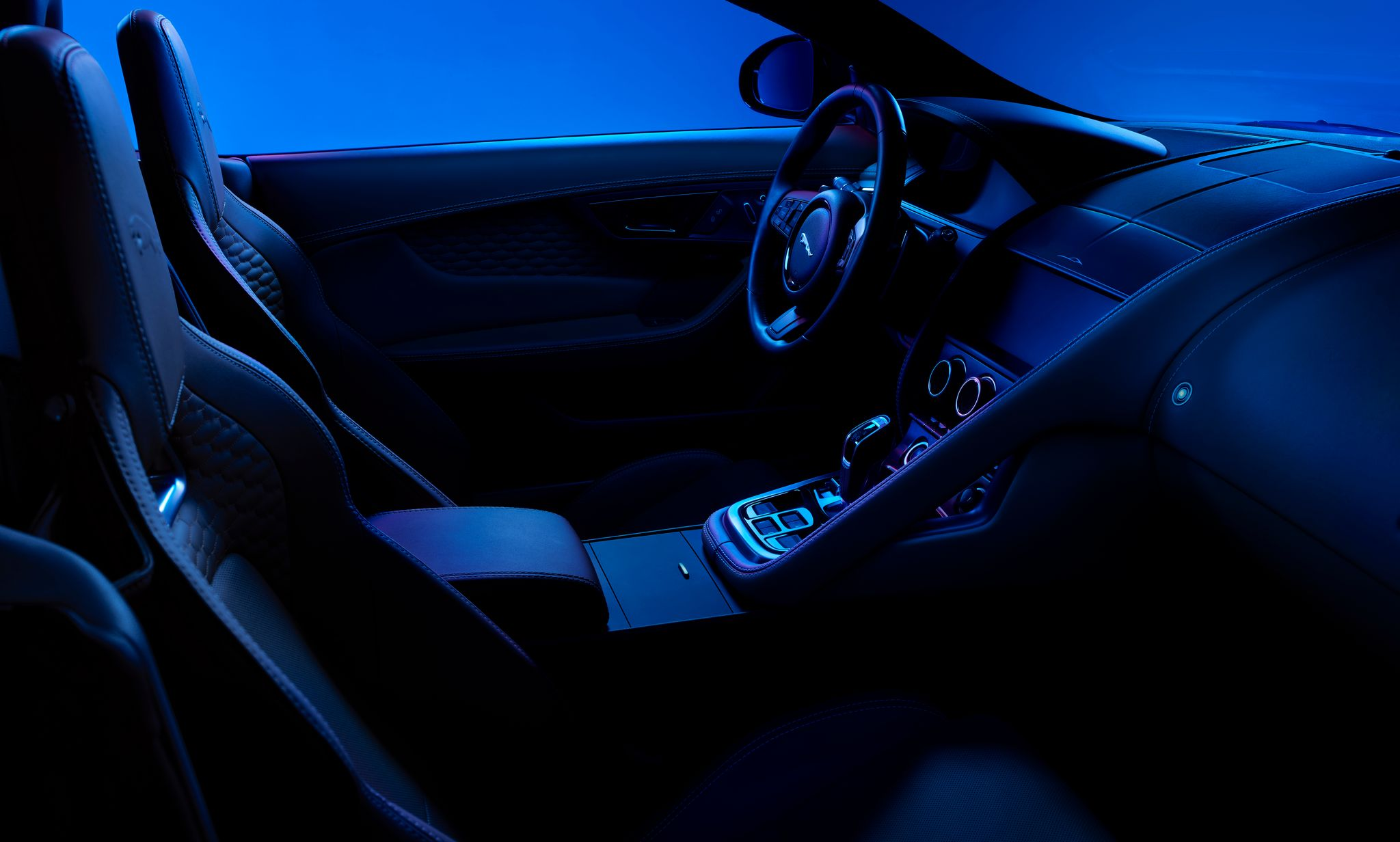 Interior Jaguar F-Type 75