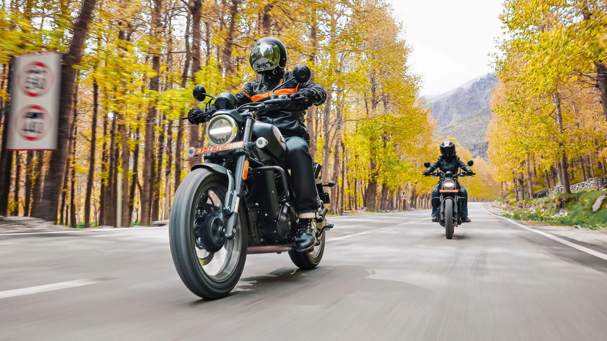 Harley-Davidson lança novo modelo para competir com as novas Triumph de 400 cc, as Royal Enfield Meteor e as Classic de 350 cc