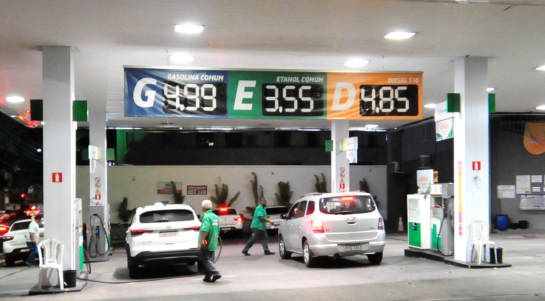 Preço dos combustíveis, com destaque para o diesel.