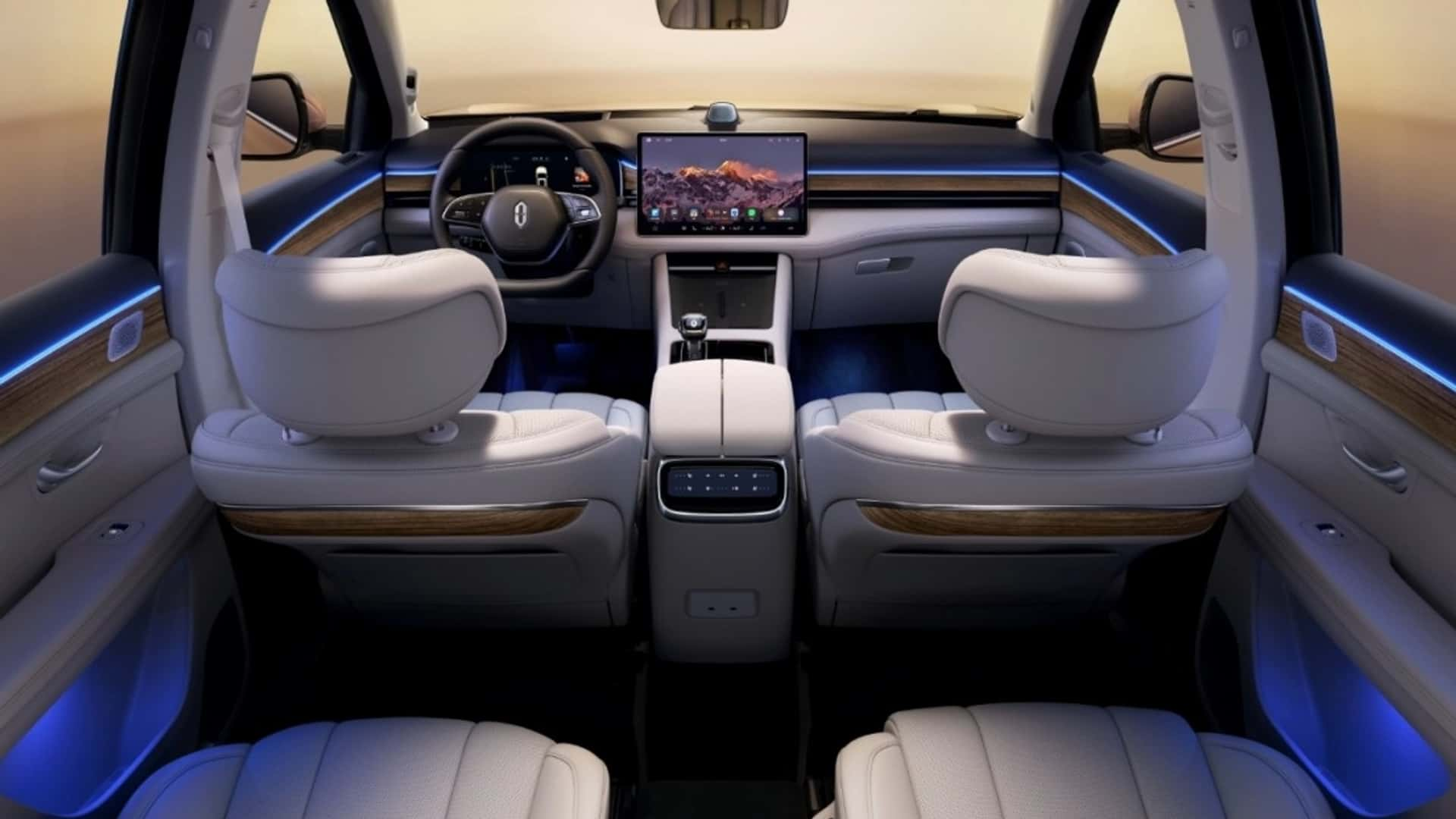 Interior Seres M7 Aito SUV híbrido vista de trás para frente 