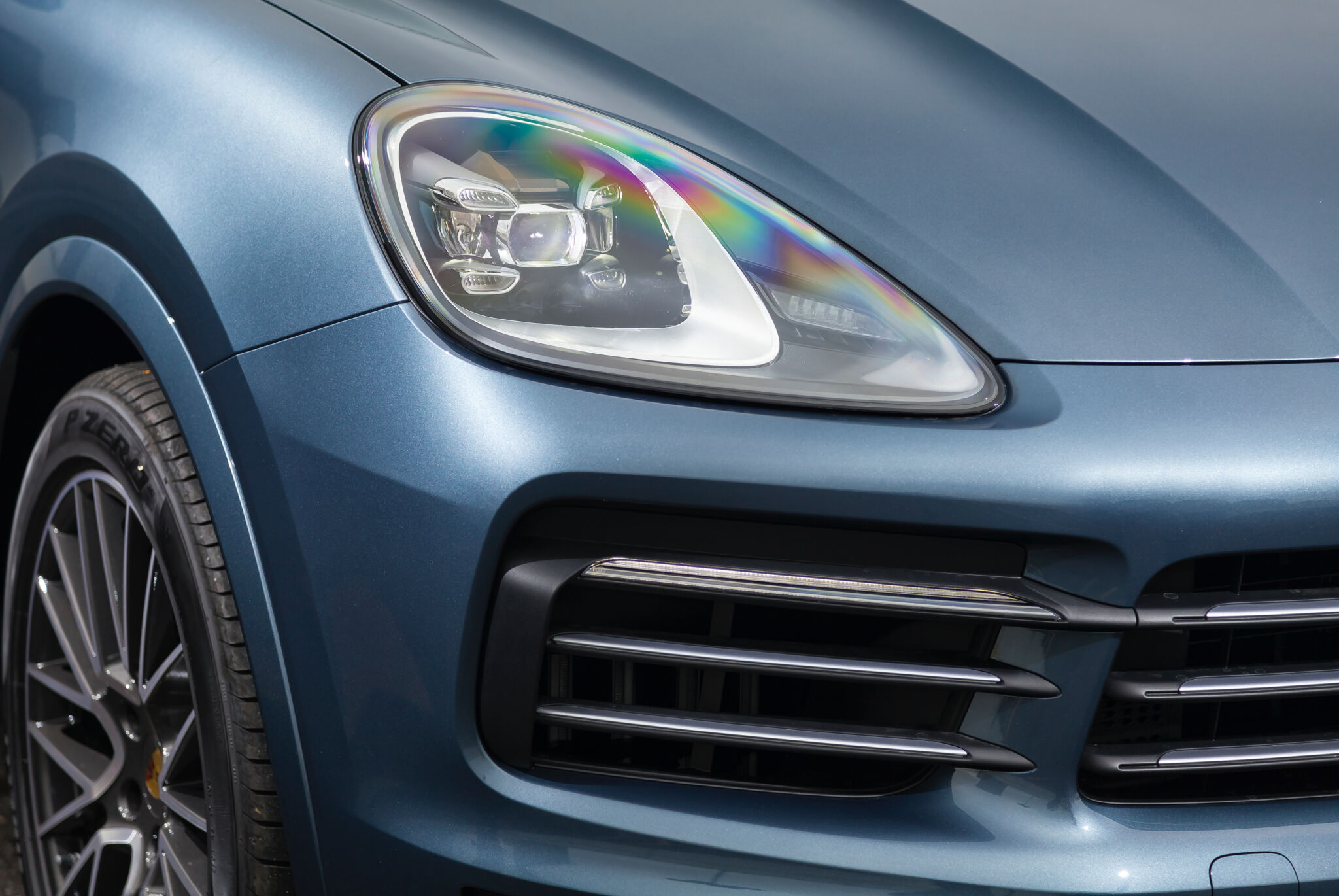 Farol do Porsche Cayenne 2018