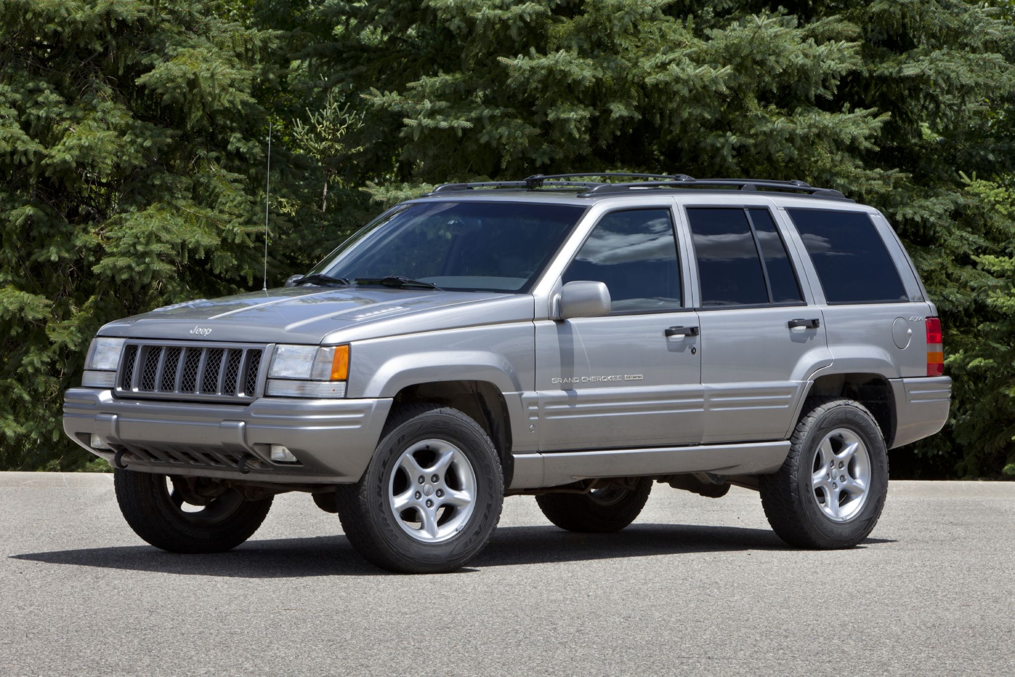 SUV Jeep Grand Cherokee 1998